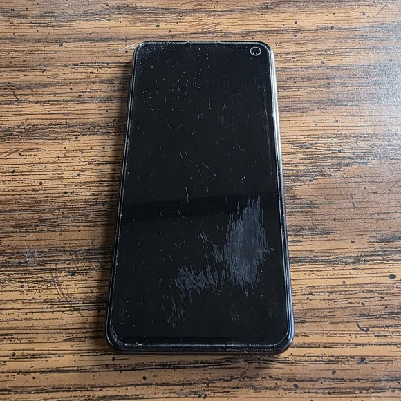 Samsung Galaxy S10E and Otterbox Defender Pro Bundle